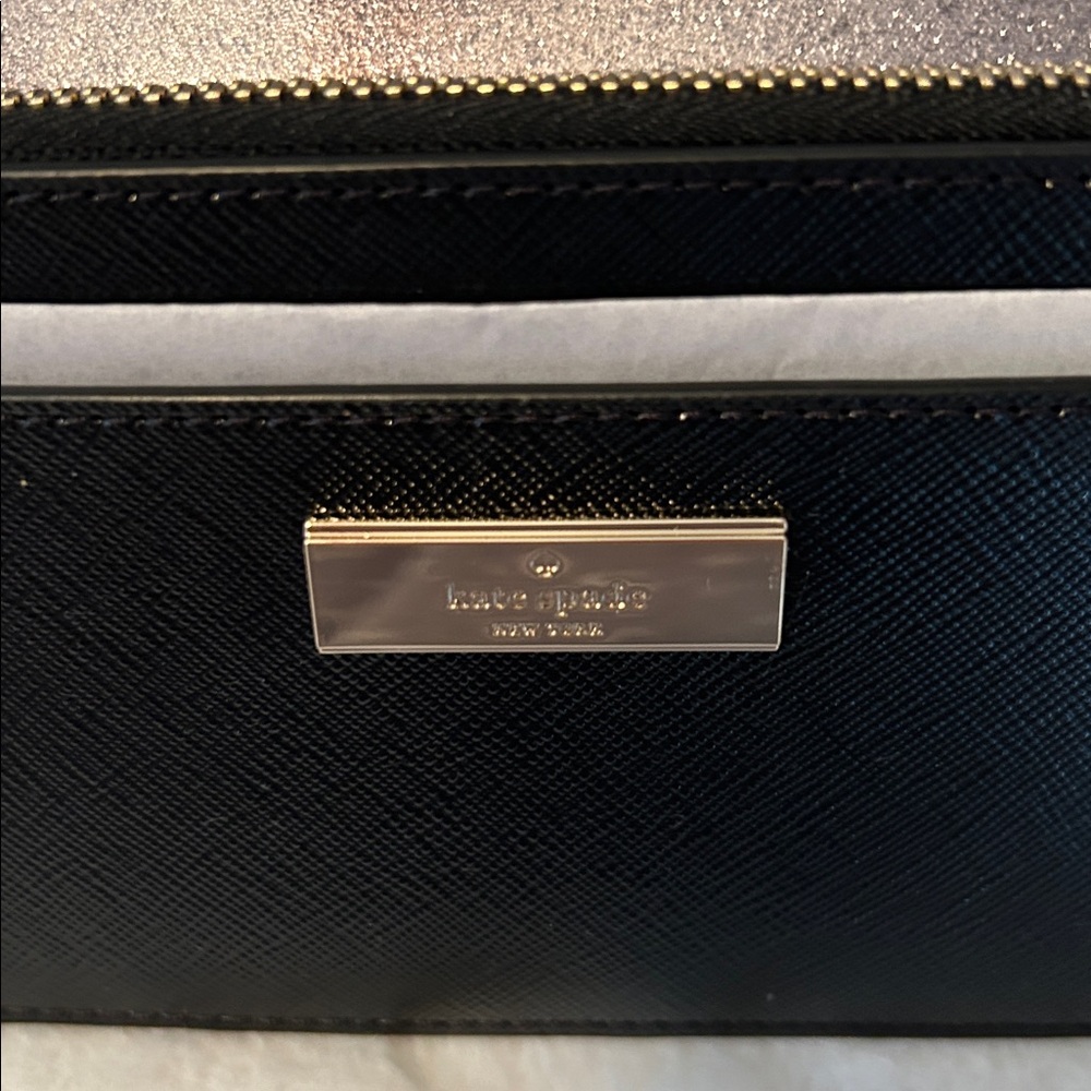 Kate Spade Black Kenzie Clutch Wallet - Picture 2 of 4
